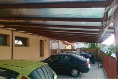 Dizajnový prístrešok prémiovej kvality pre Vaše auto. Dlhoročné skúsenosti, nové technológie a tradičné remeselné spracovanie sú zárukou kvality.